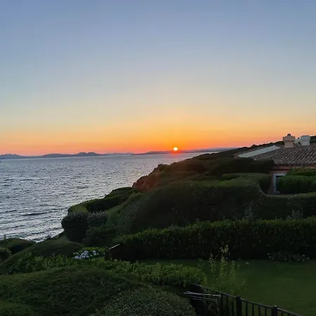 Dahu 3 2 Bagni Sulla Cala Del Faro Ξενοδοχείο με διαμερίσματα Πόρτο Τσέρβο