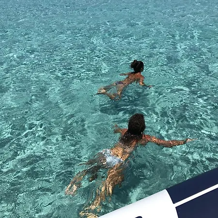 Dahu 3 2 Bagni Sulla Cala Del Faro Πόρτο Τσέρβο