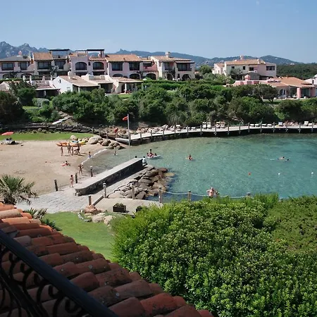 Dahu 3 2 Bagni Sulla Cala Del Faro