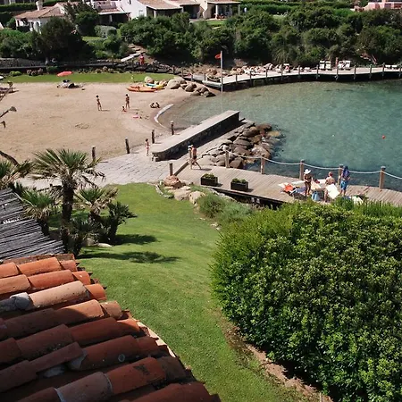 Dahu 3 2 Bagni Sulla Cala Del Faro Ξενοδοχείο με διαμερίσματα Πόρτο Τσέρβο