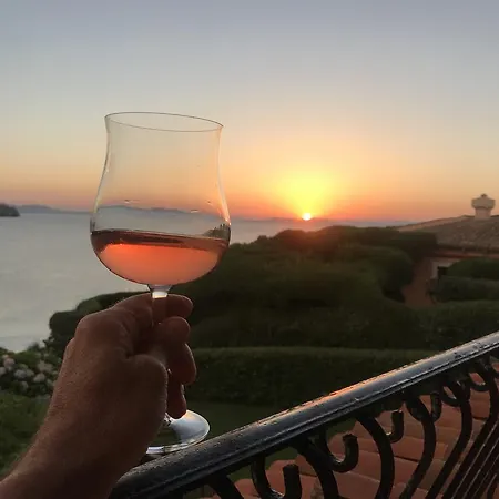 Dahu 3 2 Bagni Sulla Cala Del Faro