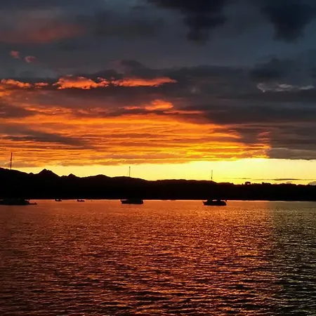 Dahu 3 2 Bagni Sulla Cala Del Faro 3*